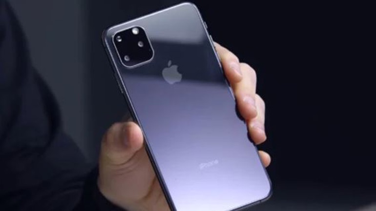 Σύμφωνα με τον Ming-Chi Kuo, οι κάμερες της επόμενης γενιάς iPhone 2019 θα αναβαθμιστούν. Συγκεκριμένα είπε, πως είναι σίγουρος ότι το μοντέλο Max θα έρθει με τρεις πίσω κάμερες.